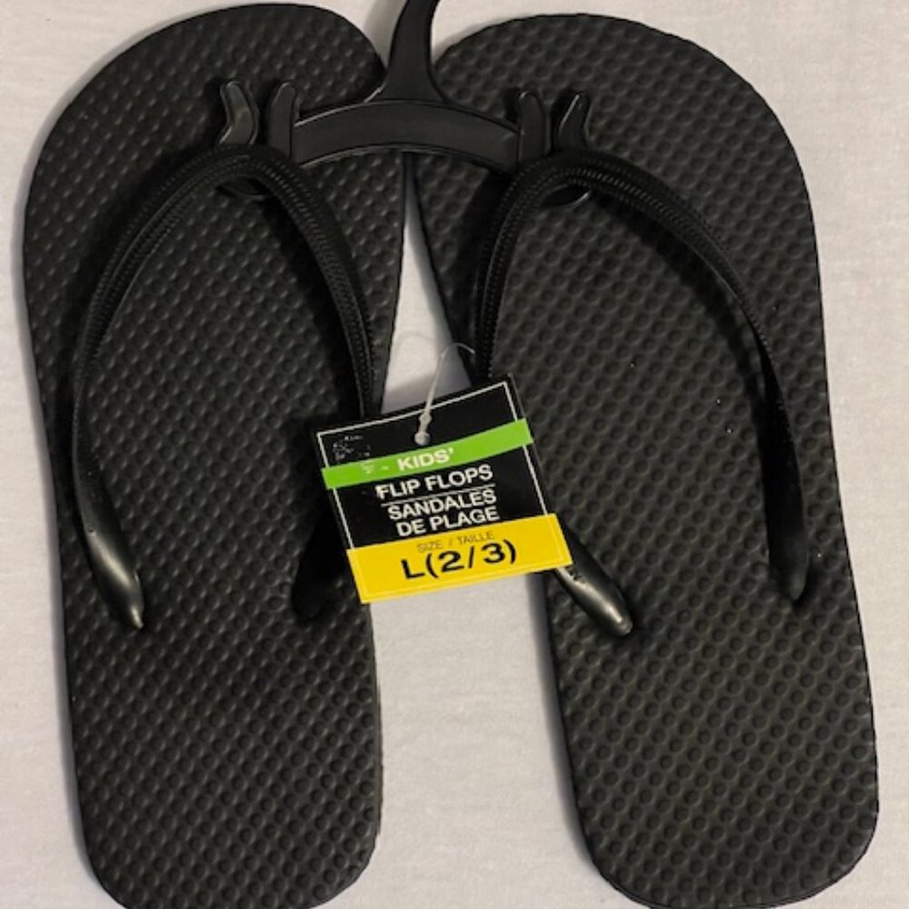 kids flipflops black